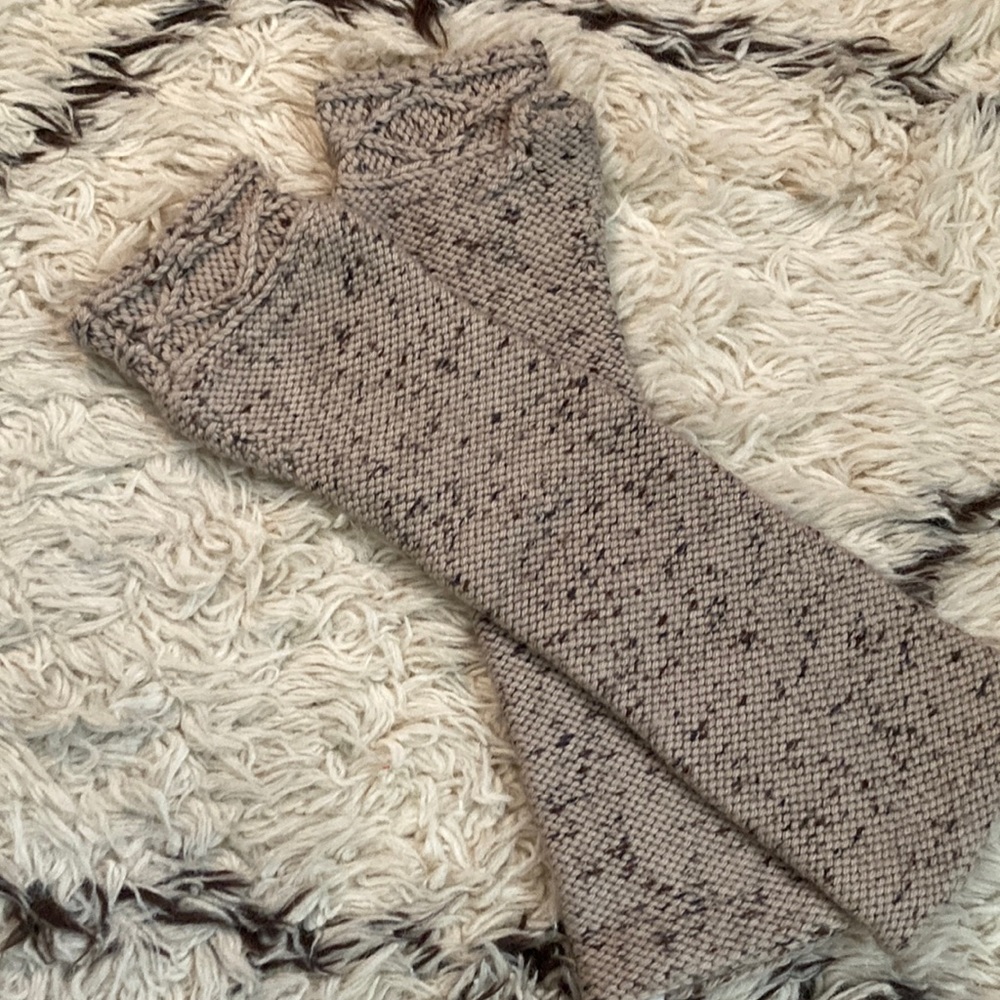 Fingerless gloves